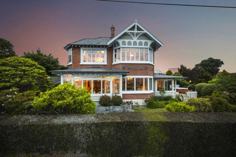 Photo of property in 2 Sargood Street, Maori Hill, Dunedin, 9010