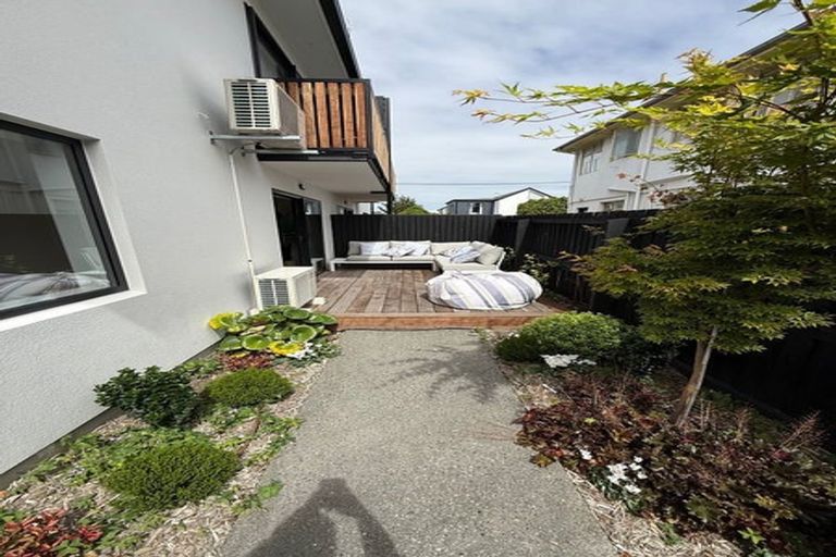 Photo of property in 2/45 Berry Street, St Albans, Christchurch, 8014