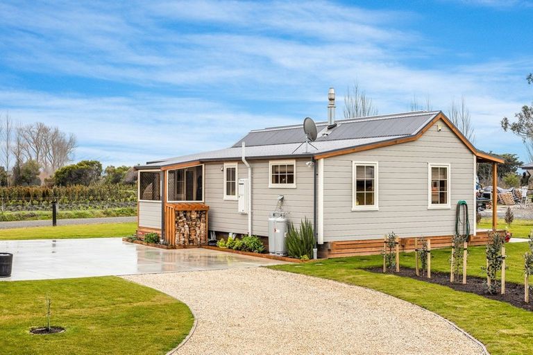 Photo of property in 3/3 Ashworths Road, Amberley, 7481