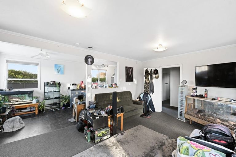 Photo of property in 18 Oakfield Crescent, Pukete, Hamilton, 3200