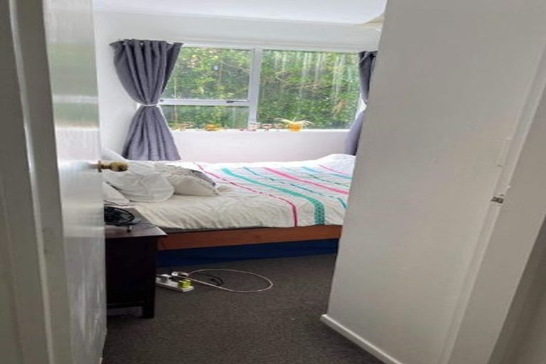 Photo of property in 10 Martin Grove, Normandale, Lower Hutt, 5010