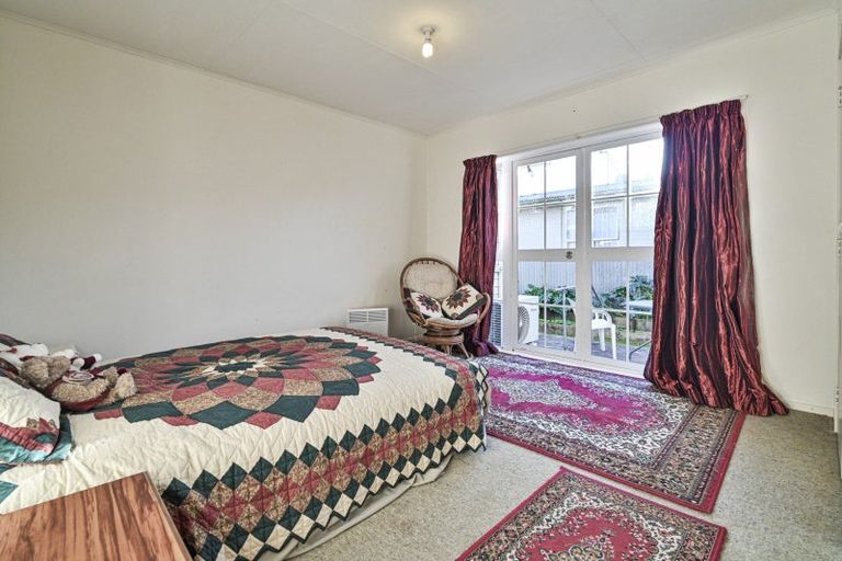 Photo of property in 215 Sunnybank Crescent, Camberley, Hastings, 4120