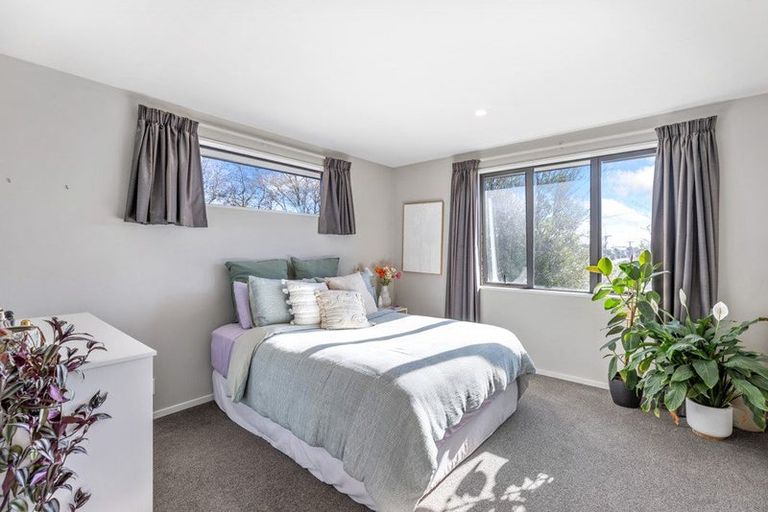 Photo of property in 1/422 Barbadoes Street, Edgeware, Christchurch, 8013