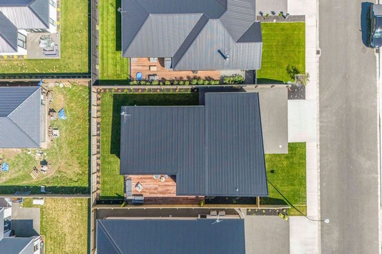 Photo of property in 34 Cousins Street, Woodend, 7691