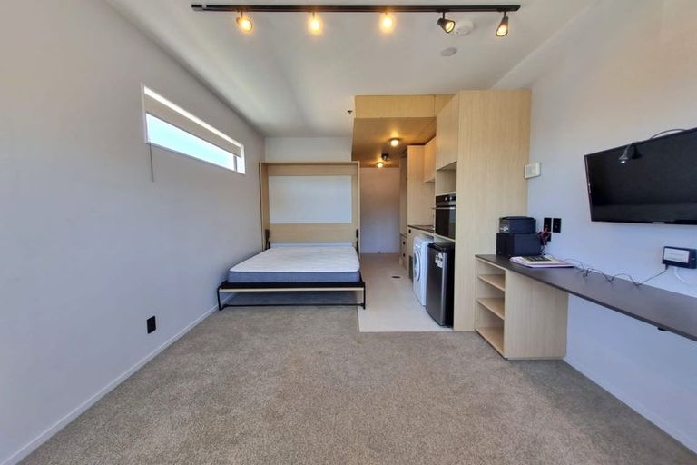 Photo of property in Vedado Apartments, 208/41u Hopper Street, Mount Cook, Wellington, 6011