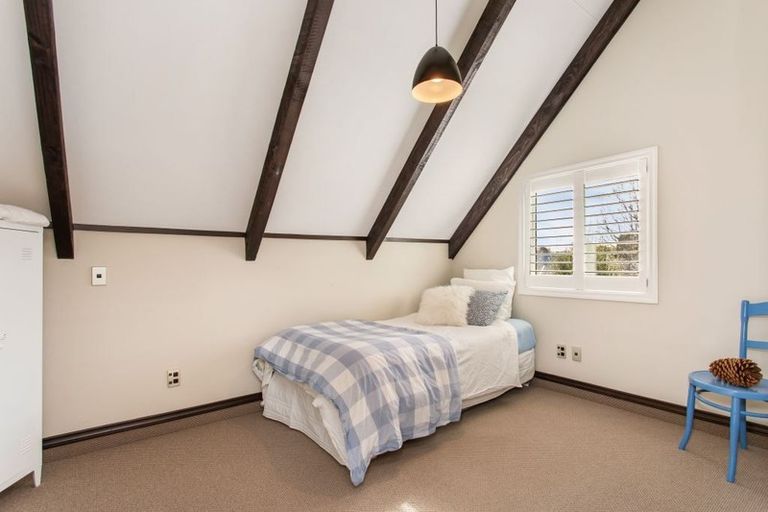 Photo of property in 11 Stormont Place, Avonhead, Christchurch, 8042