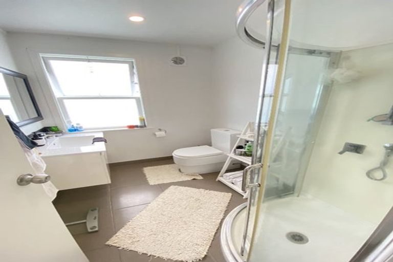 Photo of property in 673 Te Atatu Road, Te Atatu Peninsula, Auckland, 0610