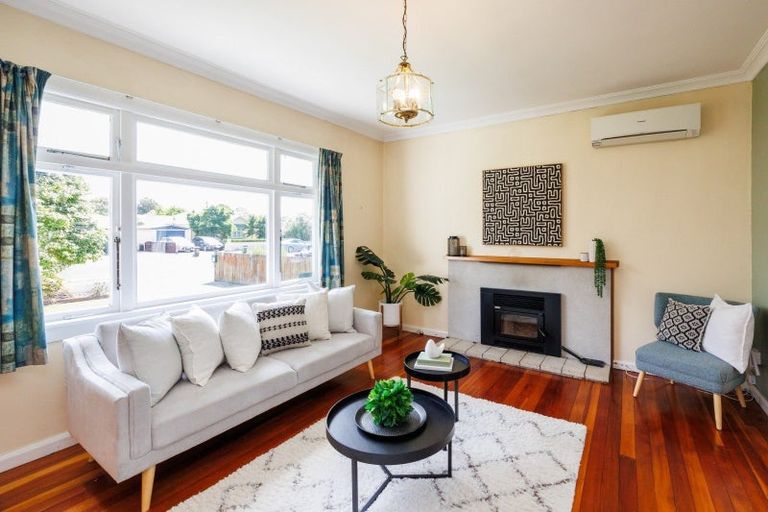 Photo of property in 11 Moore Street, West End, Palmerston North, 4412