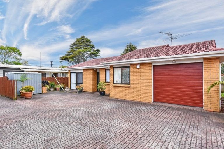Photo of property in 2/65 Hoteo Avenue, Papatoetoe, Auckland, 2025