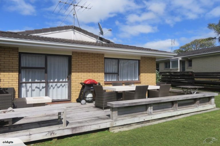 Photo of property in 11 Jutland Road, Pukekohe, 2120