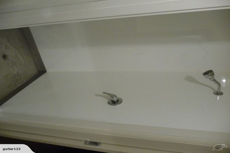 Photo of property in 1/12 Goldnib Place, Randwick Park, Auckland, 2105