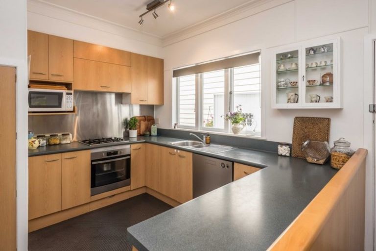 Photo of property in 45 Rakau Road, Hataitai, Wellington, 6021