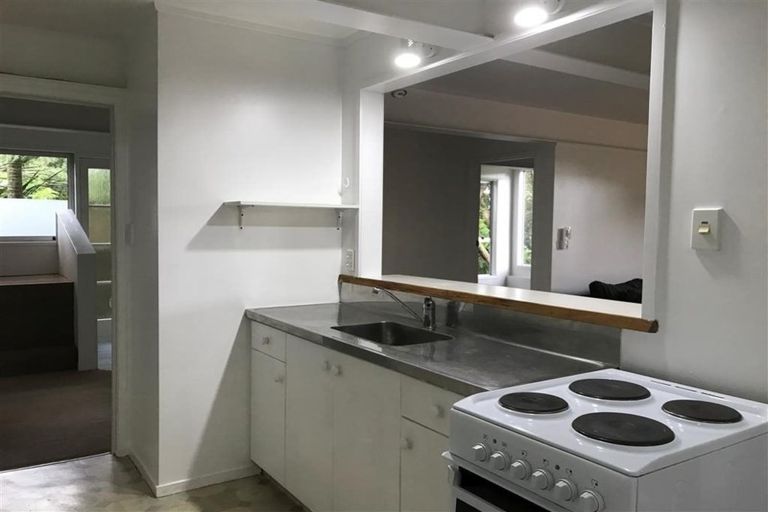 Photo of property in 53 Tainui Road, Titirangi, Auckland, 0604