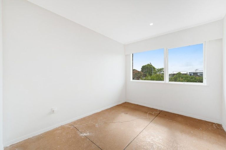 Photo of property in 9 Kurnell Drive, Botany Downs, Auckland, 2010