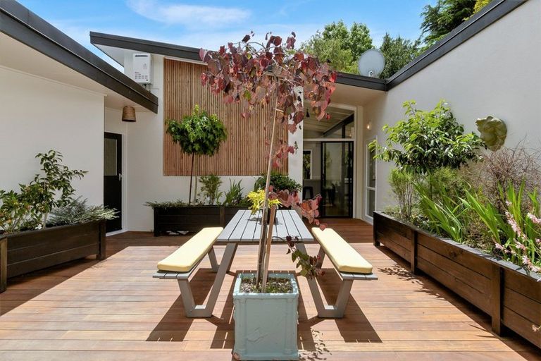 Photo of property in 14r Fasching Lane, Tauriko, Tauranga, 3110