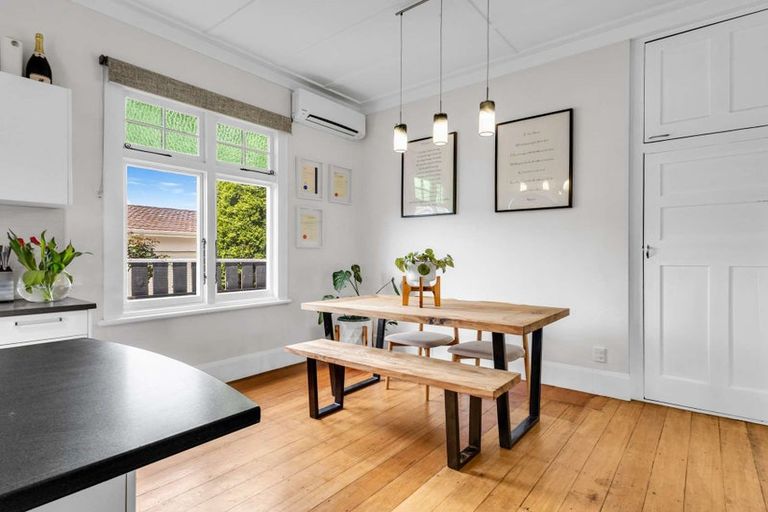 Photo of property in 800 Victoria Street, Parkvale, Hastings, 4122