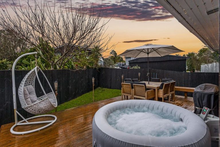 Photo of property in 6 Daytona Road, Henderson, Auckland, 0610