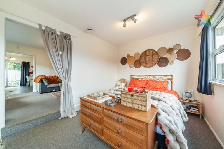 Photo of property in 5 Longfellow Street, Trentham, Upper Hutt, 5018