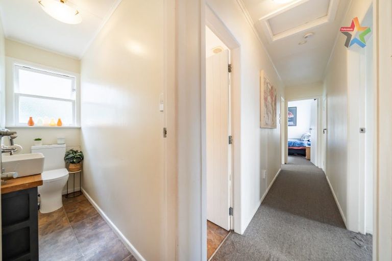 Photo of property in 5 Longfellow Street, Trentham, Upper Hutt, 5018