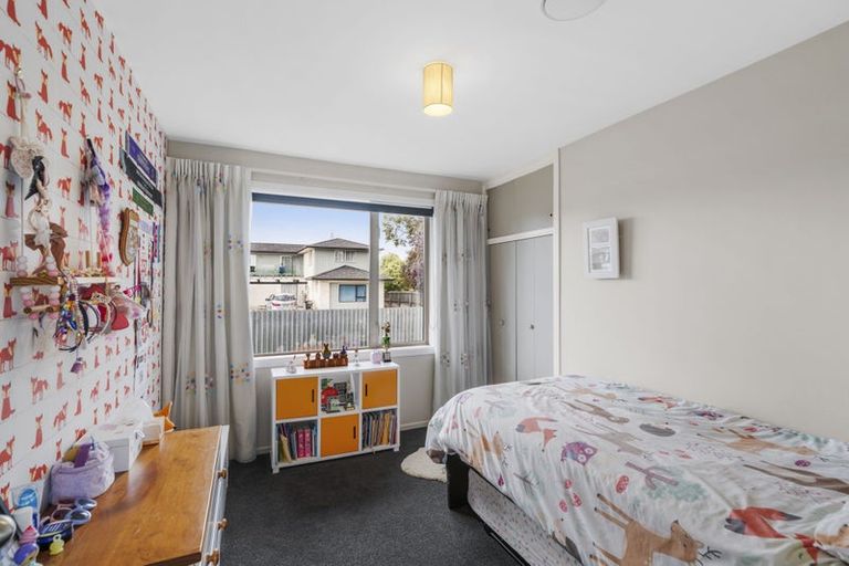 Photo of property in 102b Highsted Road, Bishopdale, Christchurch, 8053