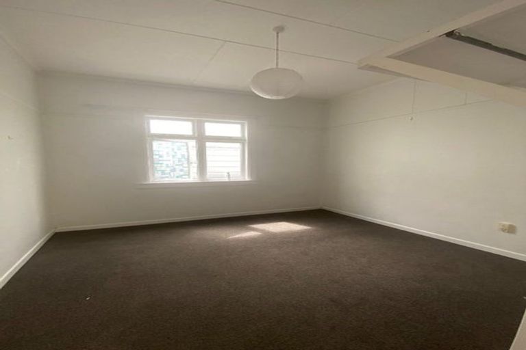 Photo of property in 19 Yale Road, Mount Cook, Wellington, 6021