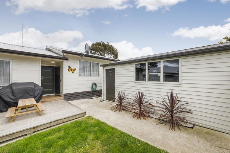 Photo of property in 8 Kaimanawa Street, Kelvin Grove, Palmerston North, 4414