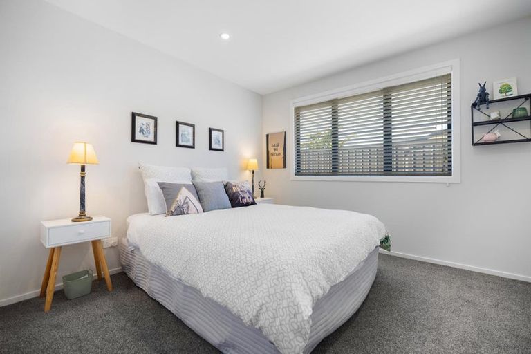 Photo of property in 11 Marbleleaf Lane, Albert Town, Wanaka, 9305