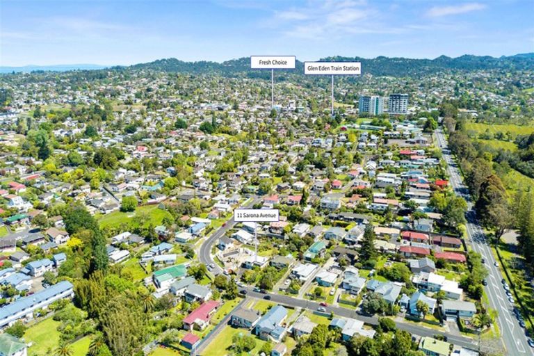 Photo of property in 11 Sarona Avenue, Glen Eden, Auckland, 0602