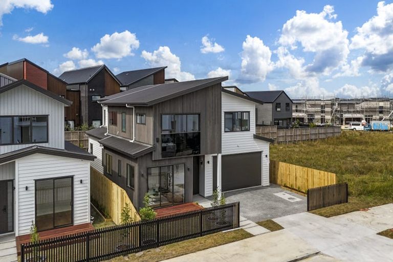 Photo of property in 4 Pukeko Road, Hobsonville, Auckland, 0616