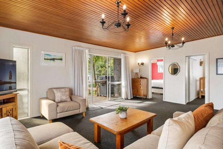Photo of property in 218 Dickson Road, Papamoa Beach, Papamoa, 3118
