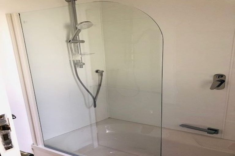 Photo of property in 6 Mascot Street, Tawa, Wellington, 5028