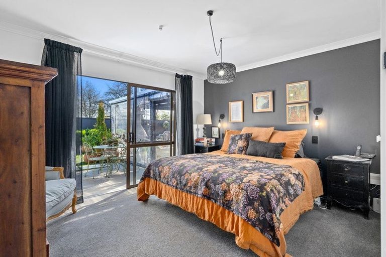 Photo of property in 163a Victoria Street, Cambridge, 3434