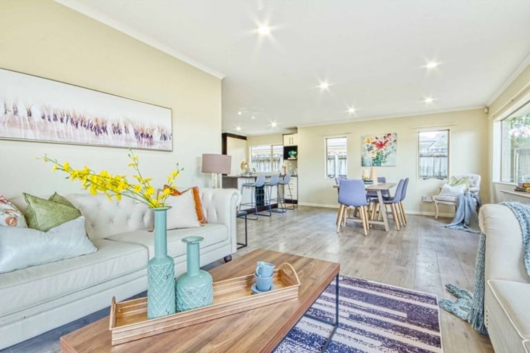 Photo of property in 78 Clover Drive, Henderson, Auckland, 0610