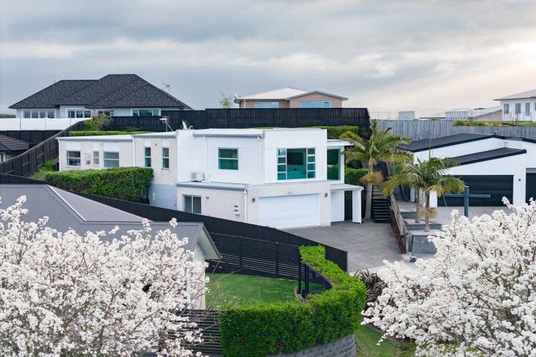 Photo of property in 11 Highview Court, Flagstaff, Hamilton, 3210