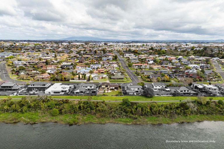 Photo of property in 68 Delamare Road, St Andrews, Hamilton, 3200