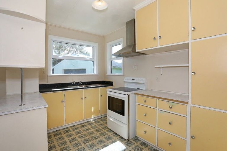 Photo of property in 14 Freyberg Street, Feilding, 4702