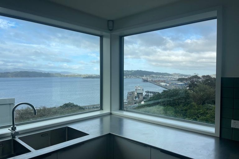 Photo of property in 154 Barnard Street, Wadestown, Wellington, 6012