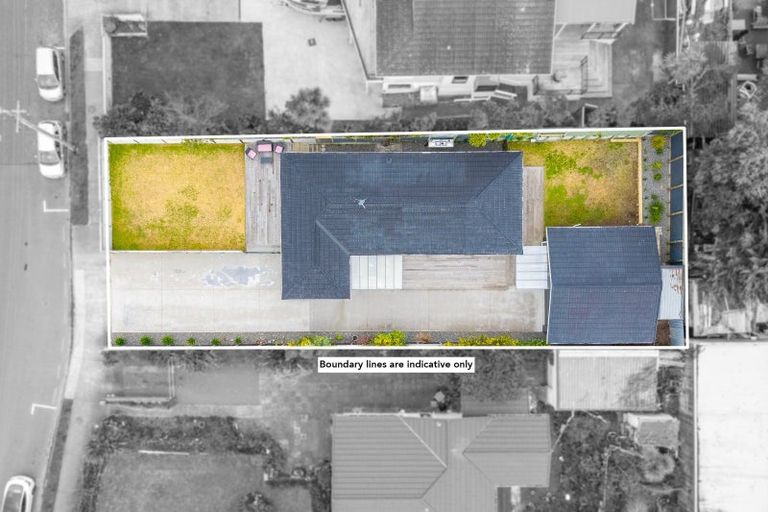 Photo of property in 50 Seaview Road, Paraparaumu Beach, Paraparaumu, 5032