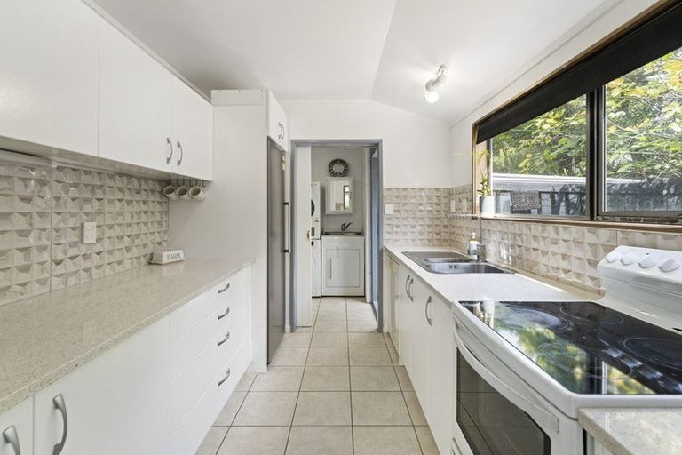 Photo of property in 2/39c Coronation Road, Hillcrest, Auckland, 0627