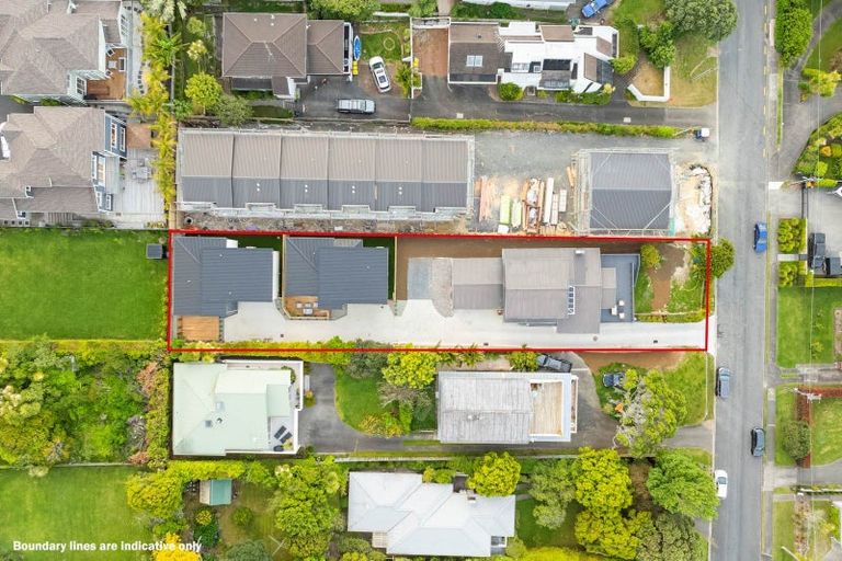 Photo of property in 30c Beulah Avenue, Rothesay Bay, Auckland, 0630