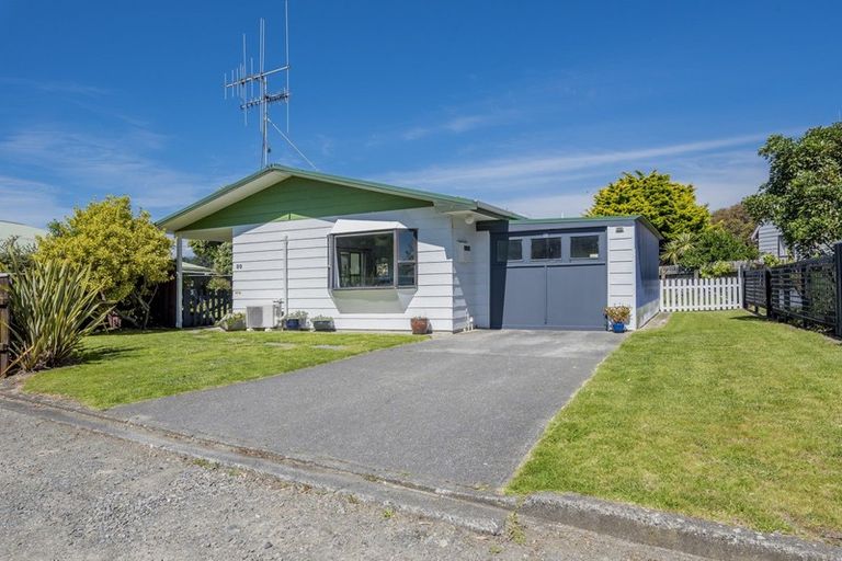 Photo of property in 30 Simcox Street, Otaki Beach, Otaki, 5512