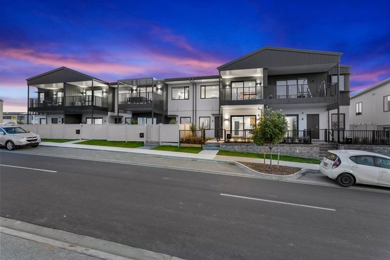 Photo of property in 66 Katikati Drive, Manurewa, 2102