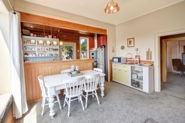 Photo of property in 4 Cook Street, Mornington, Dunedin, 9011