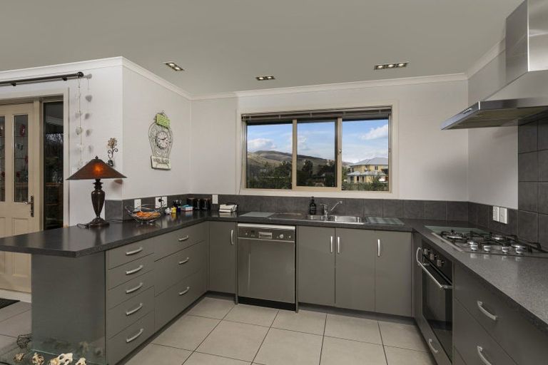 Photo of property in 2 Mckellar Court, Cromwell, 9310