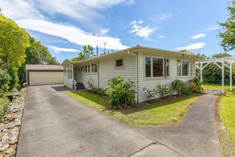 Photo of property in 40 Reading Street, Greytown, 5712