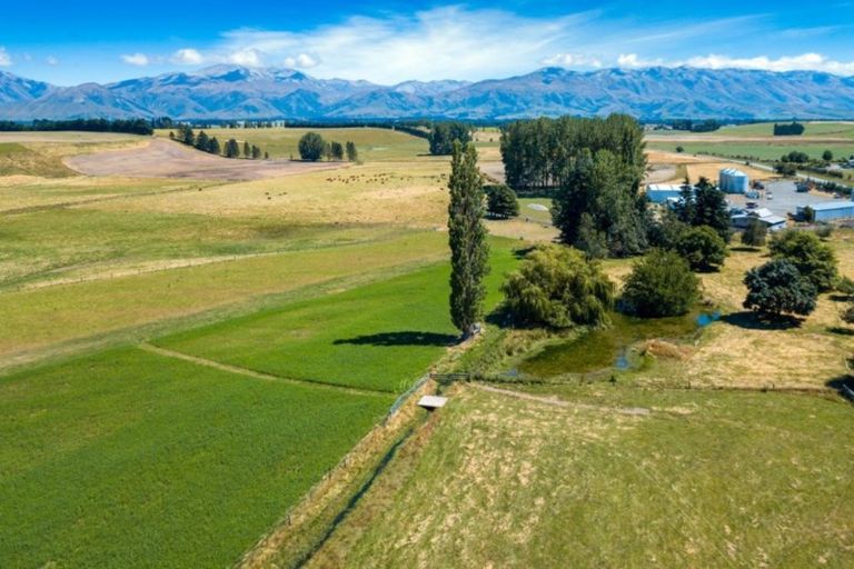 Photo of property in 67 Springs Road, Hornby, Christchurch, 8042