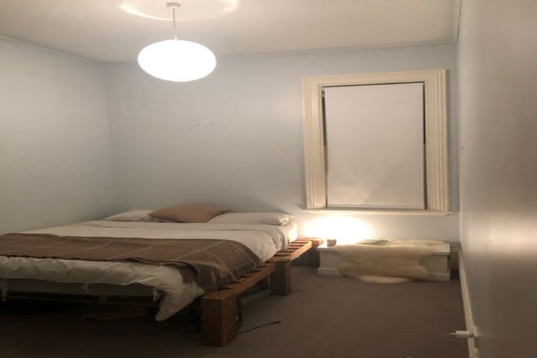 Photo of property in 98 Wallace Street, Mount Cook, Wellington, 6021