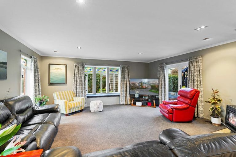 Photo of property in 1/24a Larch Place, Casebrook, Christchurch, 8051