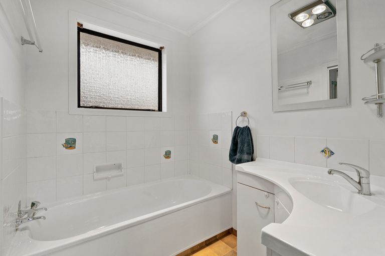 Photo of property in 8 Hussar Place, Hoon Hay, Christchurch, 8025