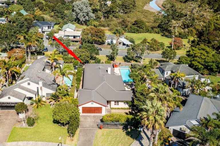 Photo of property in 10 Landing Drive, Albany, Auckland, 0632